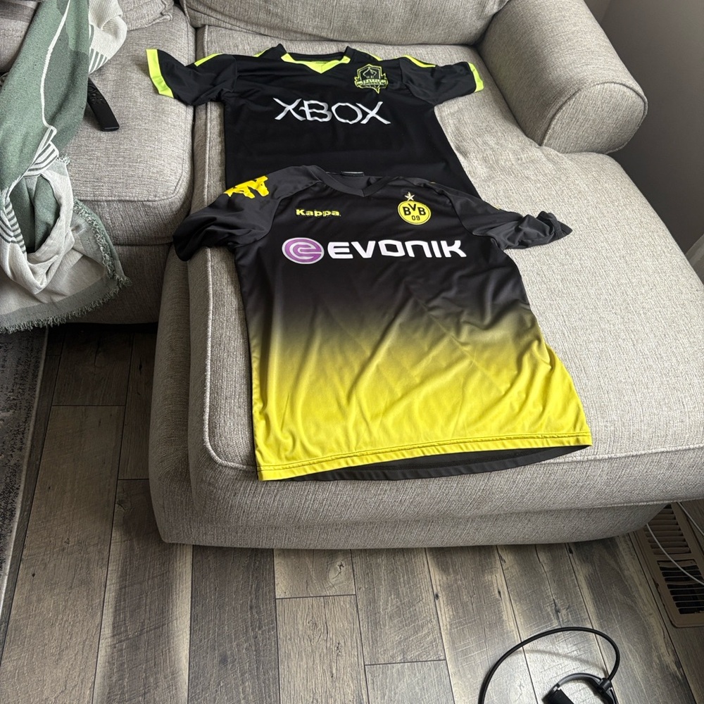 Kappa Men's Black to Yellow Gradient Soccer Jersey
